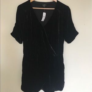 Loft velvet romper size 4. NWT